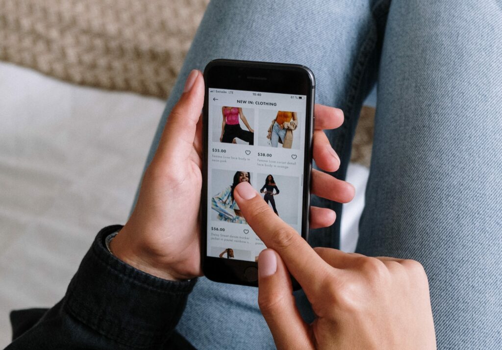 pexels-cottonbro-5076516