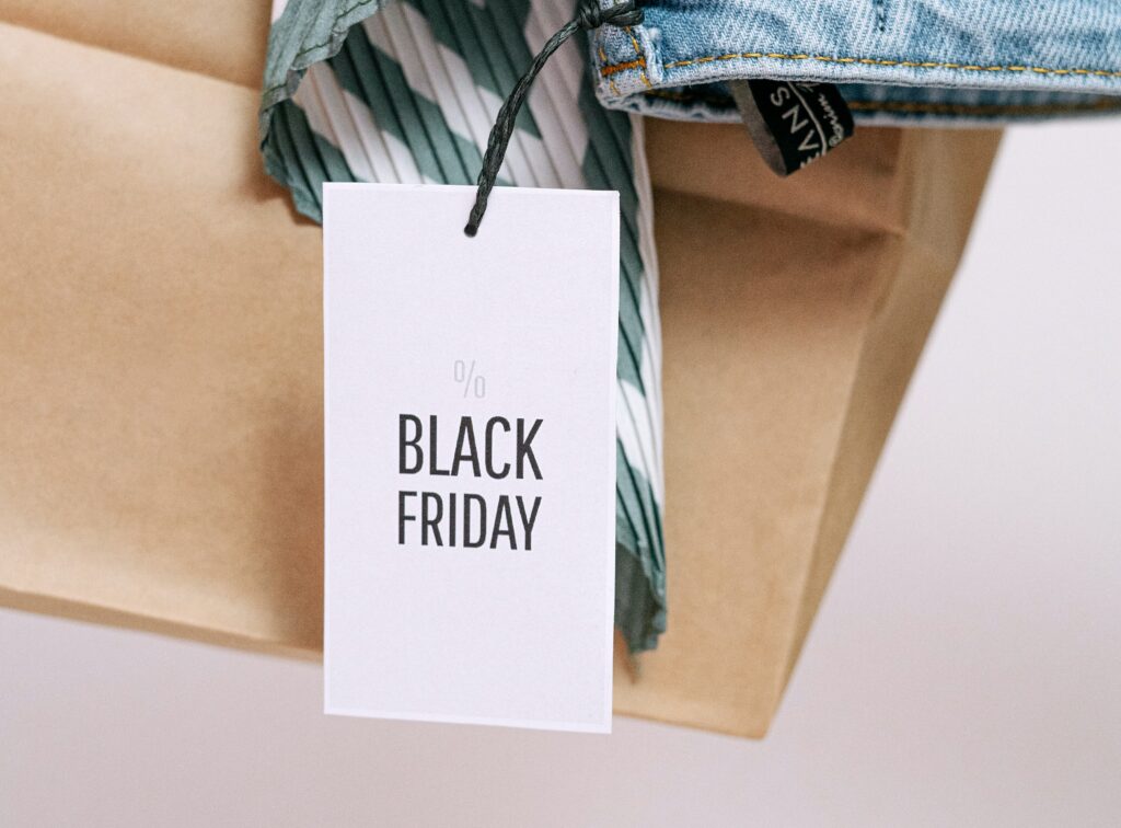 pexels-ivan-samkov-5947554