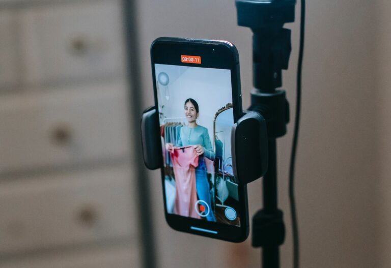 pexels-liza-summer-6347629